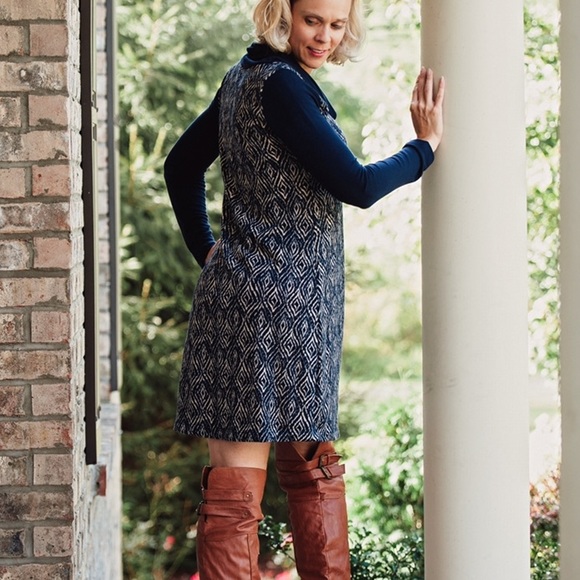 LAST 2! Diamond print knit dress - Picture 3 of 6